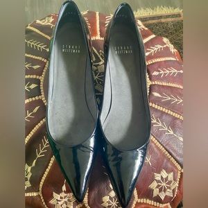 Stuart Weitzman Black Patent Kitten Heel size 7